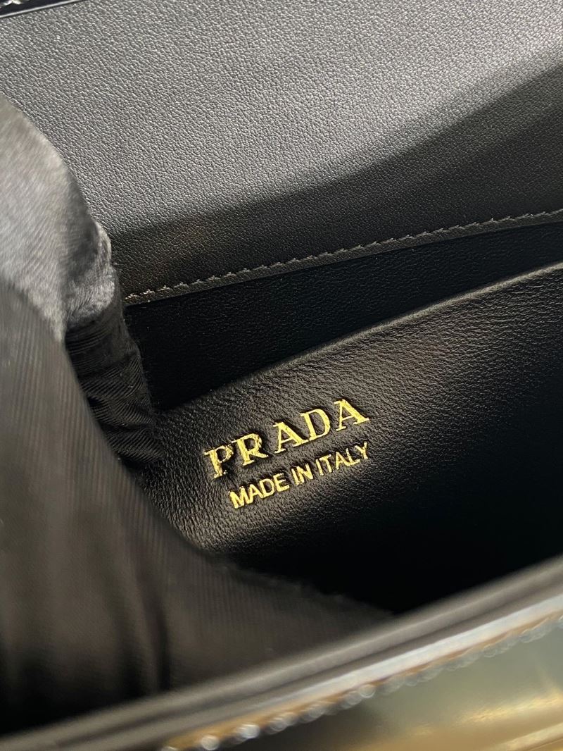 Pra*a hobo bags